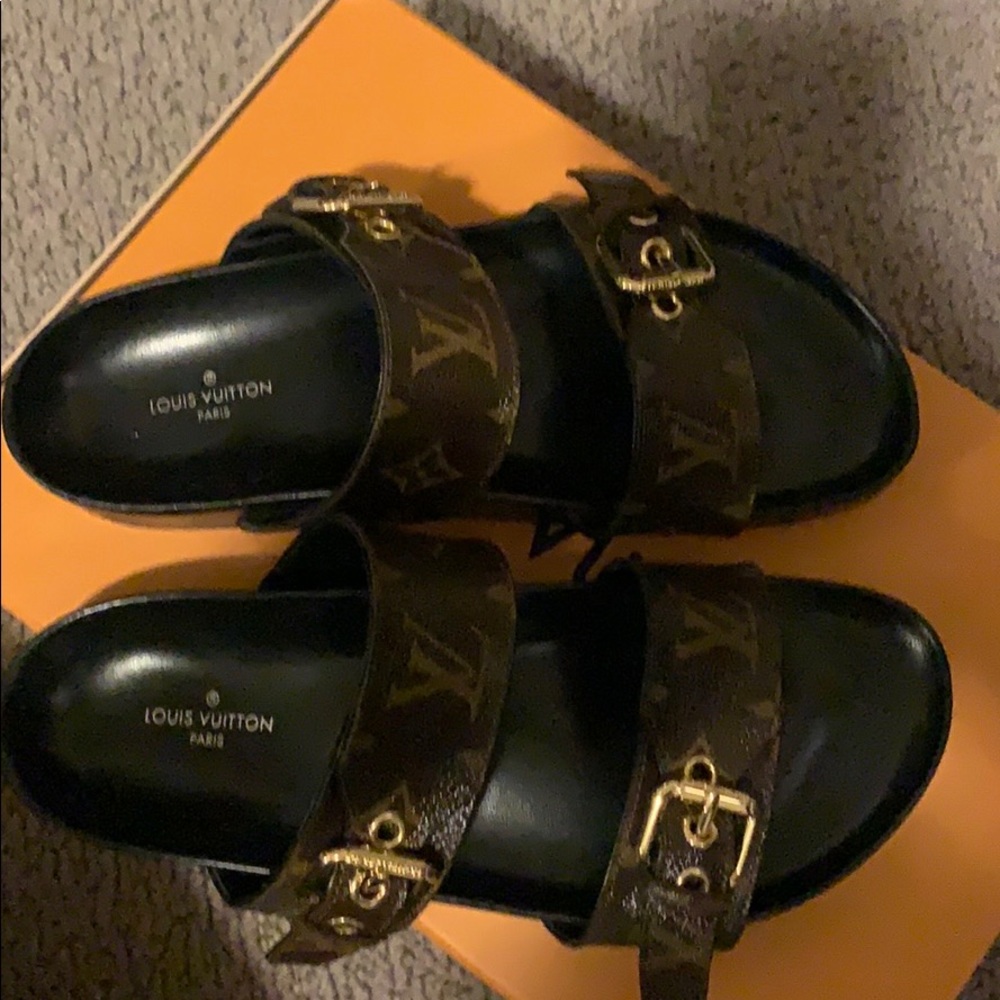 Louis Vuitton Bom Dia Flat Comfort Mule